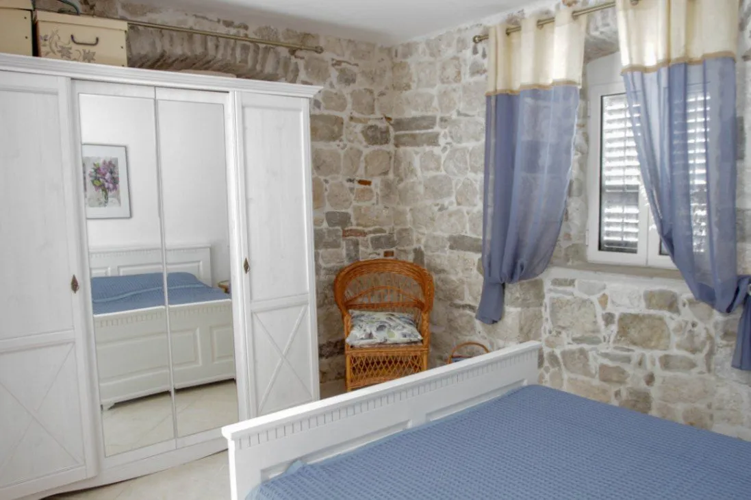Prodaja, kuća, 100m², Prčanj, Kotor