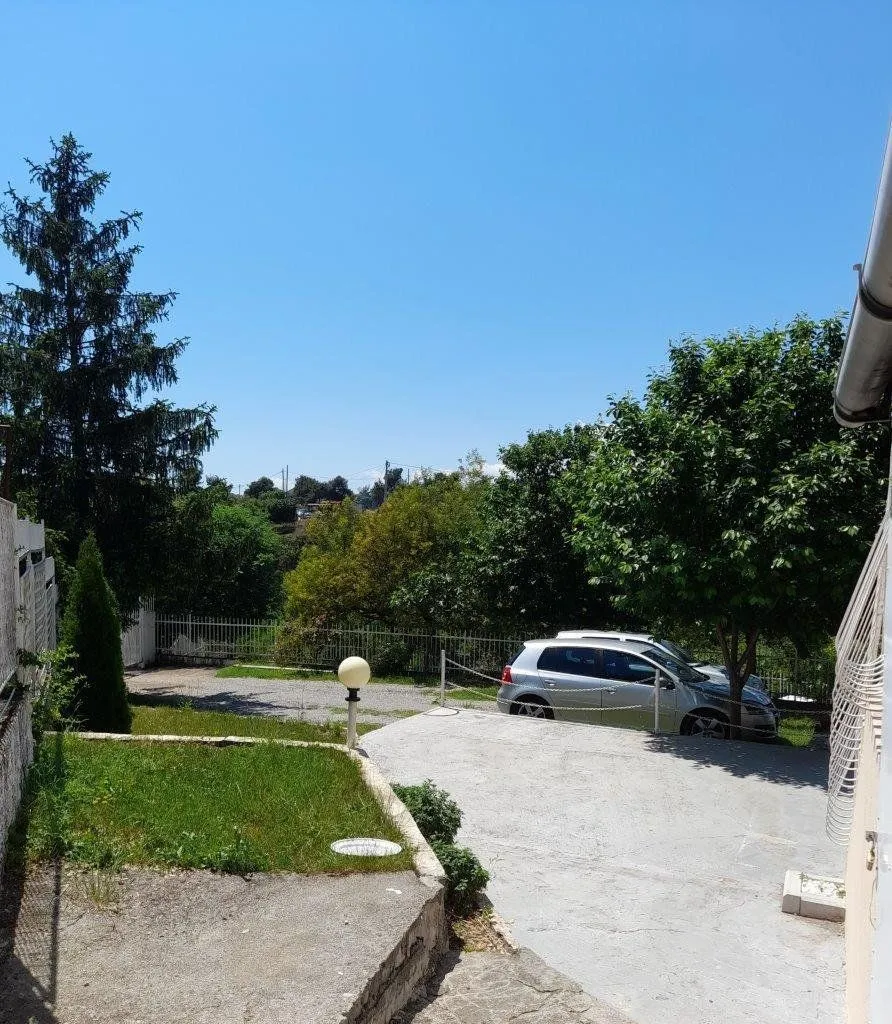 Prodaja, kuća, 300m², Konik, Podgorica