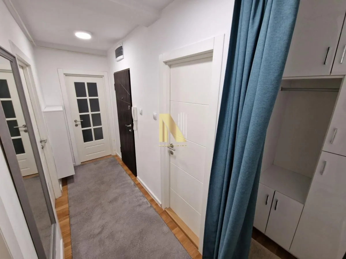 Izdavanje, dvosoban stan, 47m², Grbavica, Novi Sad Sve Podlokacije