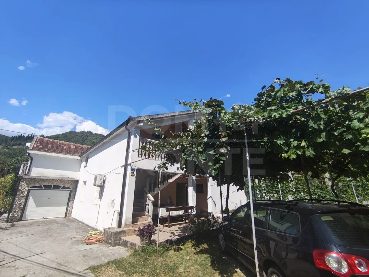Rent, two bedroom apartment, 100m², Tivat, Crna Gora