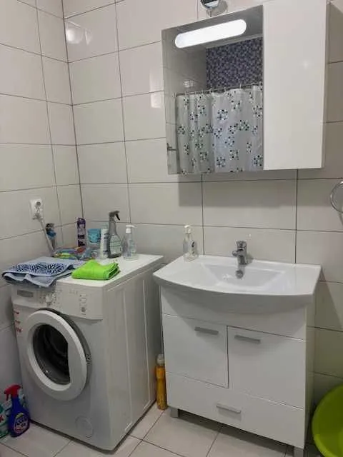 Prodaja, kuća, 103m², Centar, Inđija