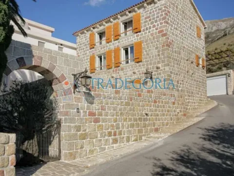 Prodaja, kuća, 350m², Reževići, Budva - image 16