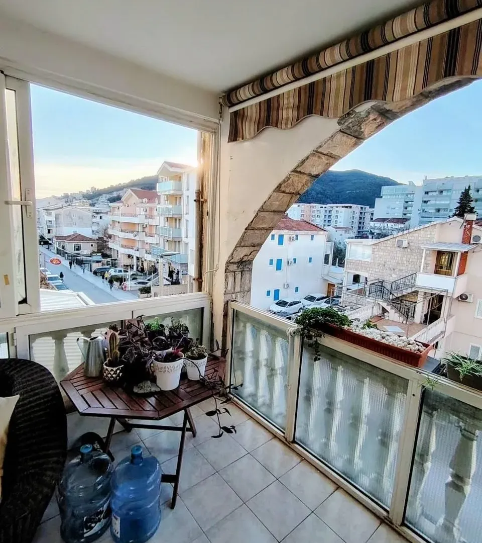 Rent, two bedroom apartment, 65m², Rozino, Budva