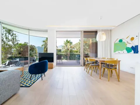 Sale, two bedroom apartment, 146m², Budva, Crna Gora - image 1