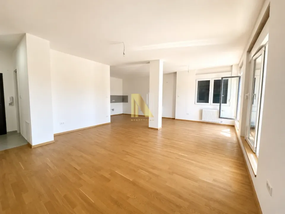 Sale, four bedroom apartment, 108m², Salajka, Novi Sad Sve Podlokacije