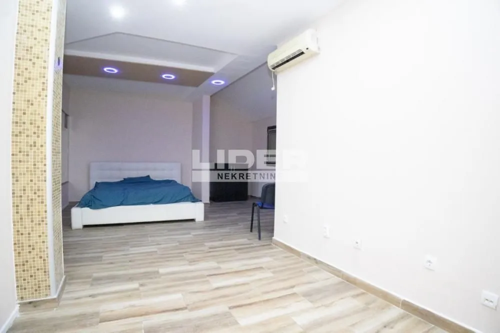 Sale, two bedroom apartment, 65m², Stari Grad, Beograd