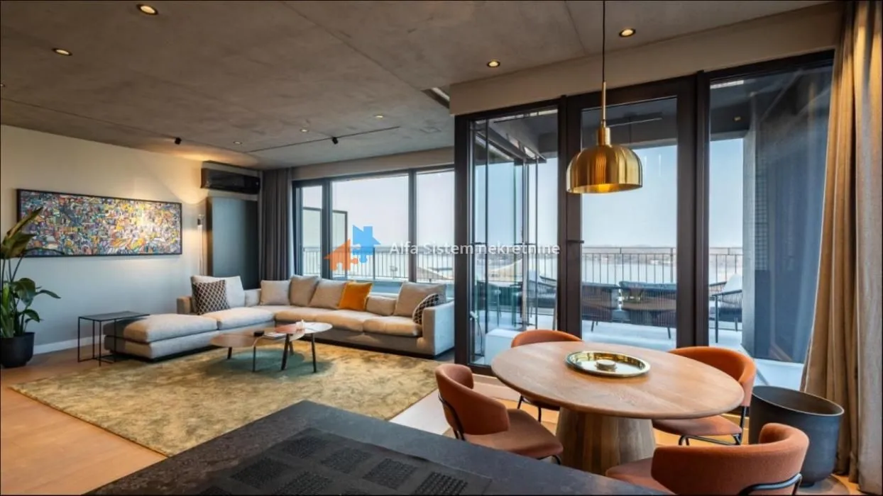 Izdavanje, trosoban stan, 193m², Stari Grad, Beograd