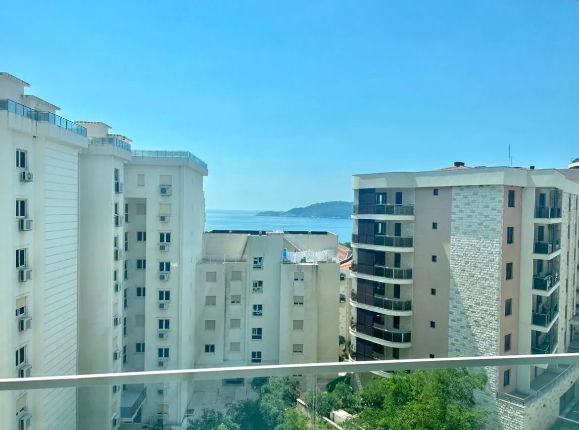 Sale, studio apartment, 37m², Bečići, Budva