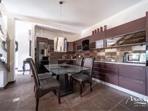 Prodaja, kuća, 188m², Sasovići, Herceg Novi - image 11