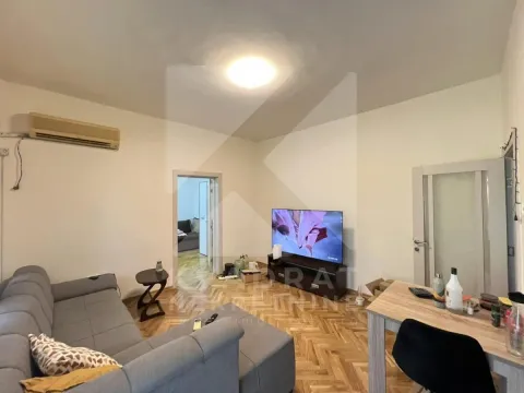 Rent, two bedroom apartment, 70m², Centar, Podgorica - image 2