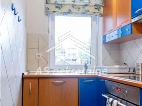 Rent, two bedroom apartment, 52m², Savski Venac, Beograd - image 6