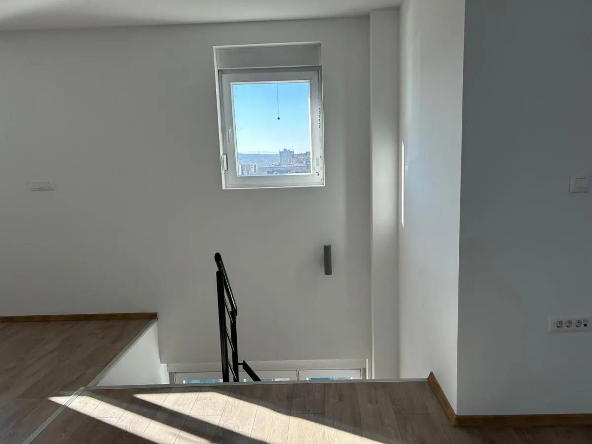 Rent, office space, 230m², Centar, Niš