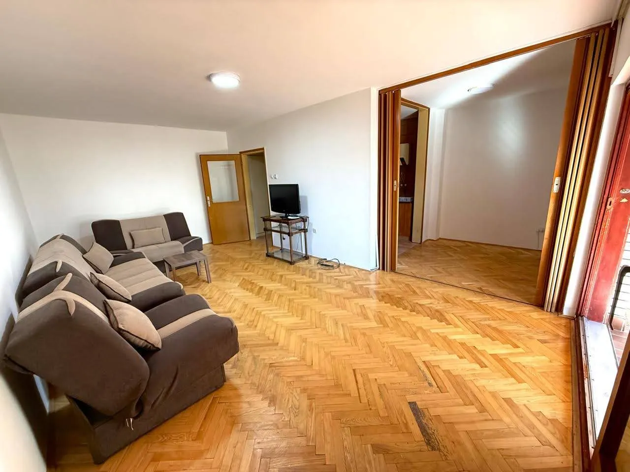 Rent, one bedroom apartment, 59m², Central Point, Podgorica