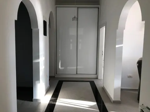 Prodaja, stan, 150m², Kotor, Crna Gora - image 3
