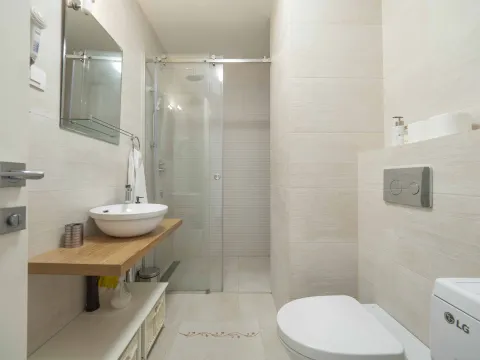 Rent, two bedroom apartment, 81m², Centar, Budva - image 6