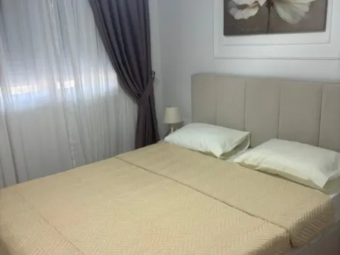 Izdavanje, jednosoban stan, 41m², Centar, Budva - image 6