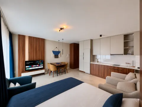 Izdavanje, garsonjera, 35m², Rafailovići, Budva - image 13