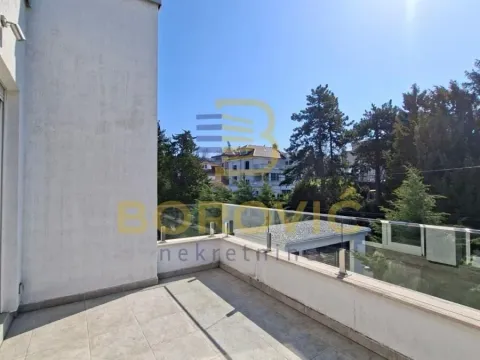 Rent, three bedroom apartment, 130m², Savski Venac, Beograd - image 11