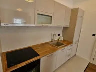 Izdavanje, jednosoban stan, 45m², Centar, Podgorica - image 5