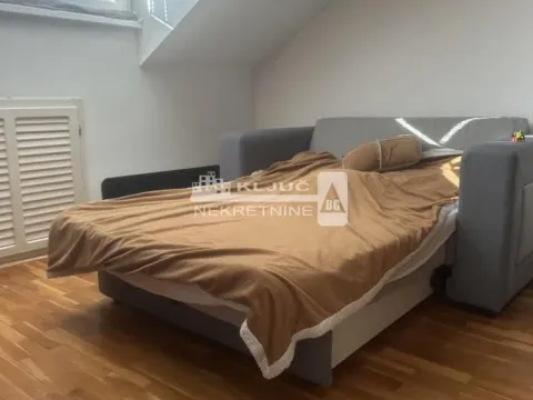 Sale, four bedroom apartment, 117m², Kalenić Pijaca, Vračar Sve Podlokacije - image 12