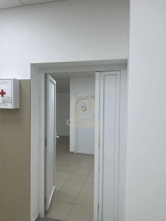 Rent, office space, 615m², Dušanovac, Voždovac Sve Podlokacije