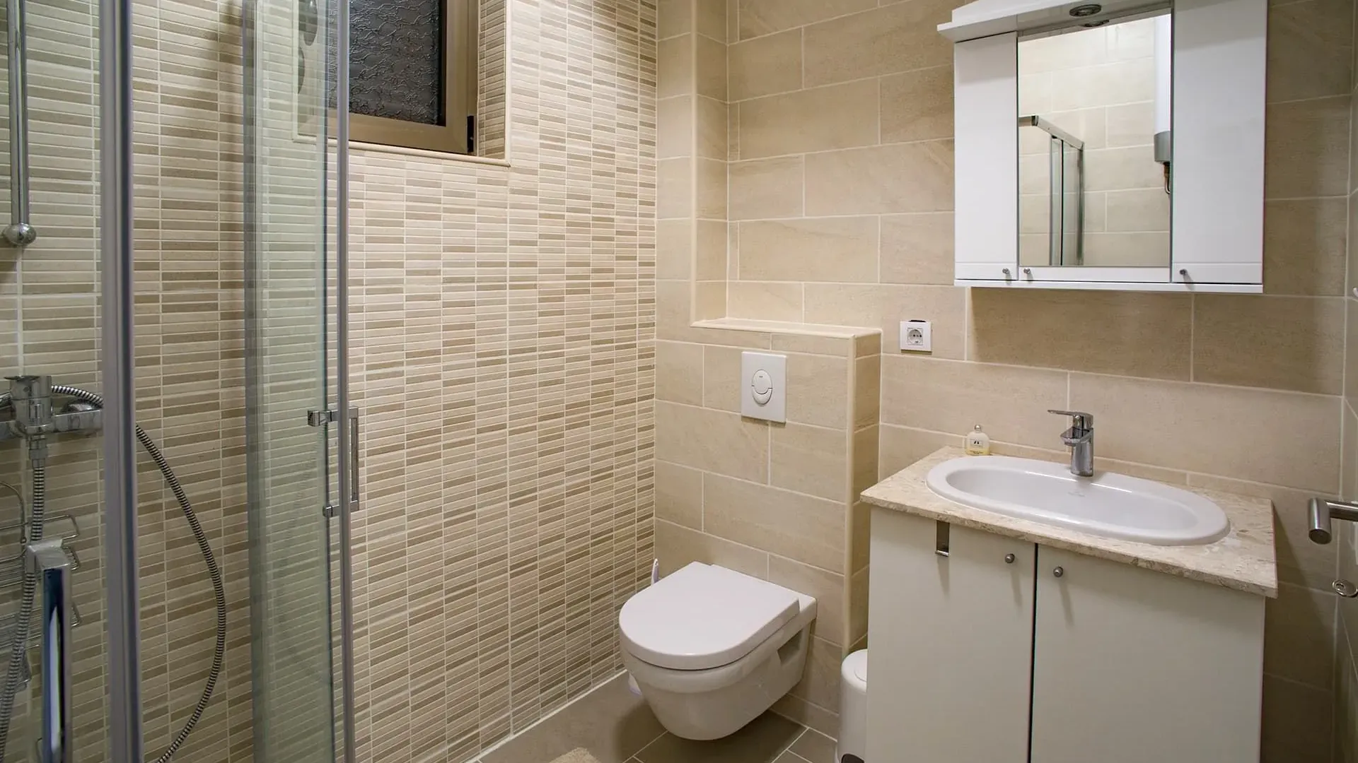 Prodaja, dvosoban stan, 73m², Mažina, Tivat