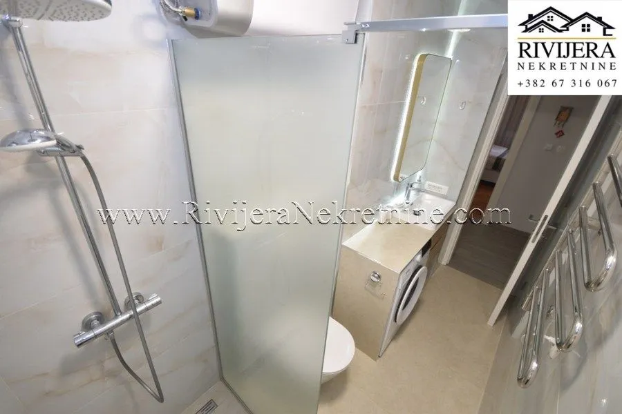 Prodaja, jednosoban stan, 56m², Centar, Herceg Novi