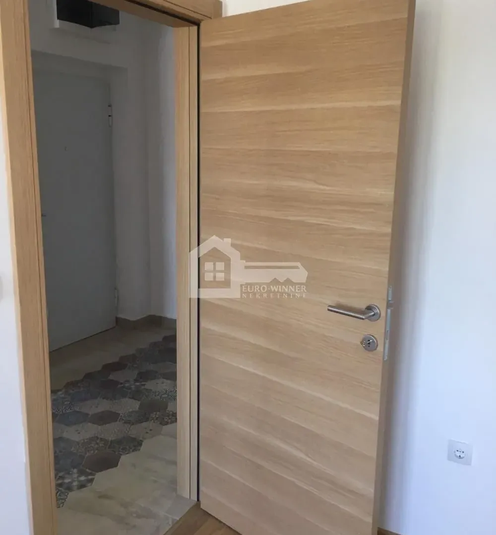 Izdavanje, trosoban stan, 63m², Palilula Sve Podlokacije, Beograd