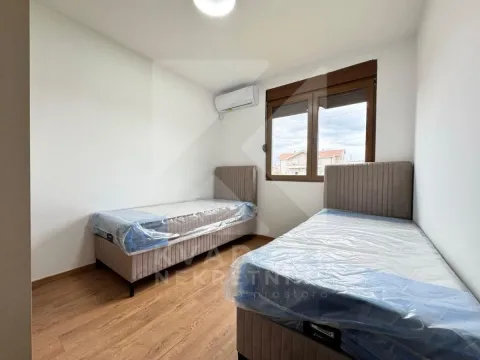 Izdavanje, kuća, 140m², Donja Gorica, Podgorica - image 15