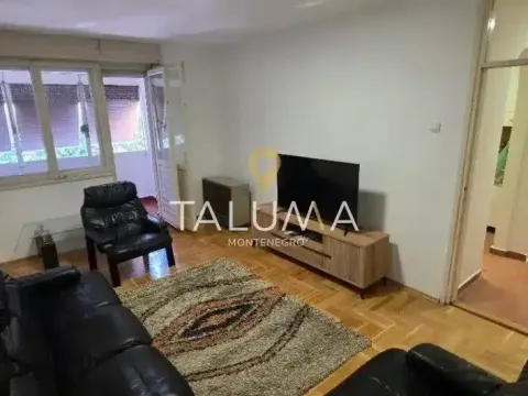 Izdavanje, jednosoban stan, 56m², Preko Morače, Podgorica - image 1