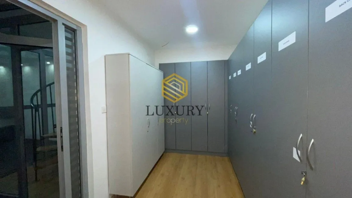 Rent, office space, 140m², Preko Morače, Podgorica