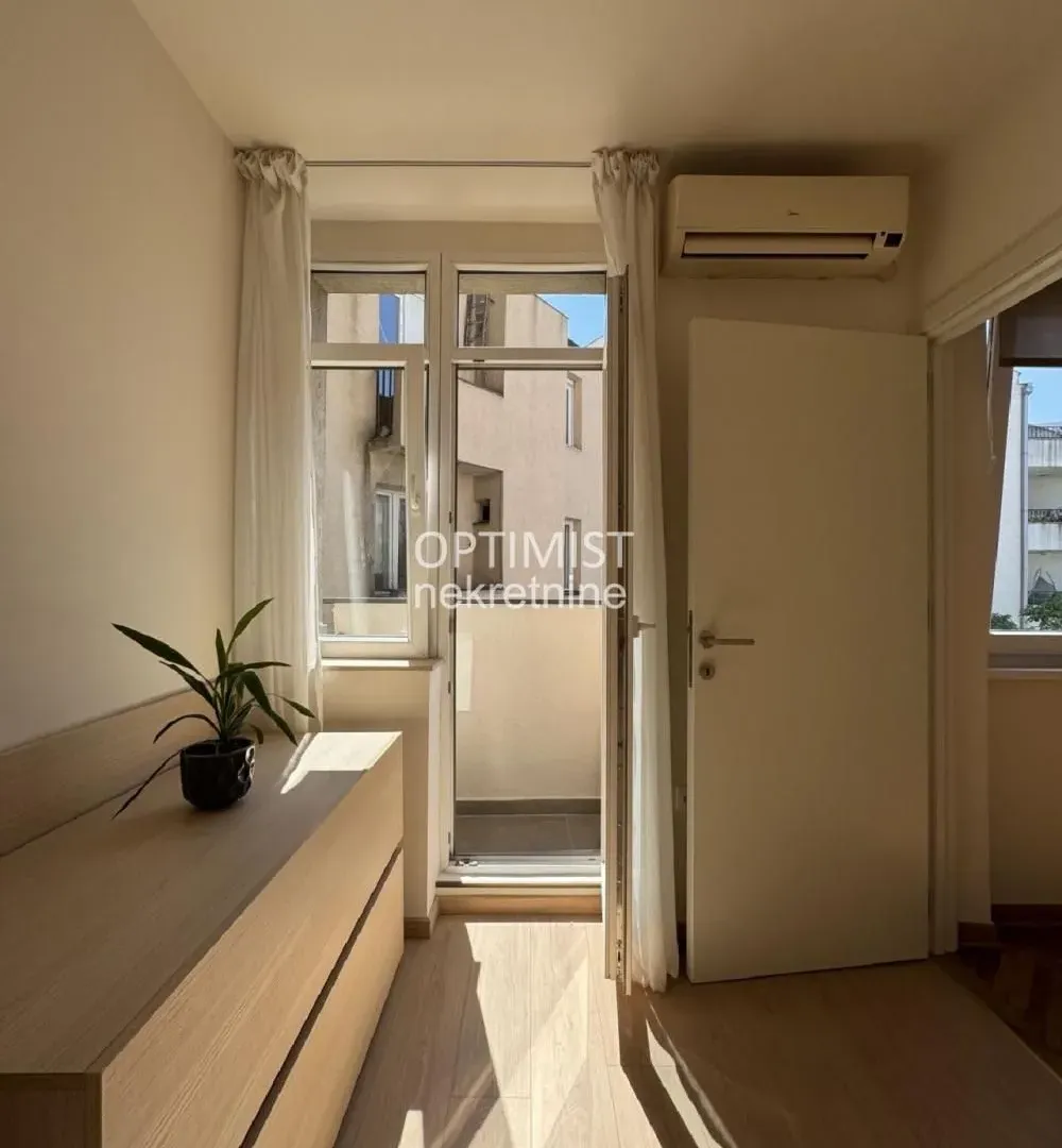 Izdavanje, dvosoban stan, 40m², Vukov Spomenik, Zvezdara Sve Podlokacije