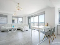 Prodaja, trosoban stan, 116m², Centar, Tivat - image 3