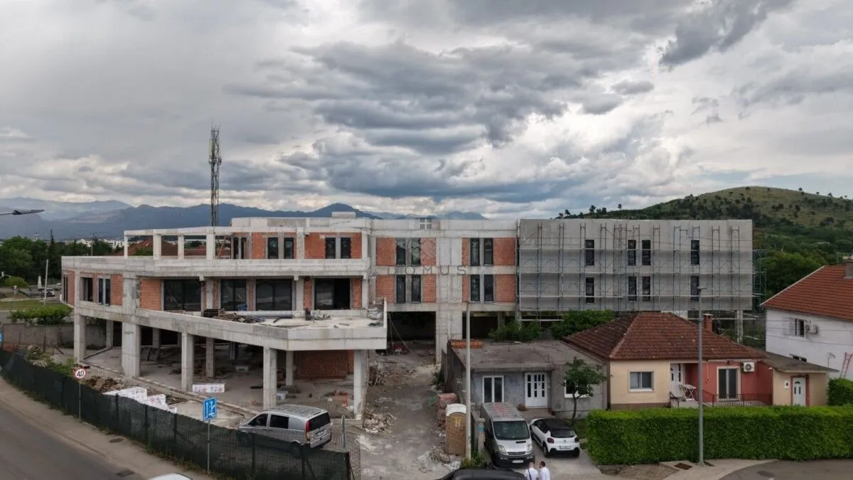 Rent, office space, 2000m², Donja Gorica, Podgorica