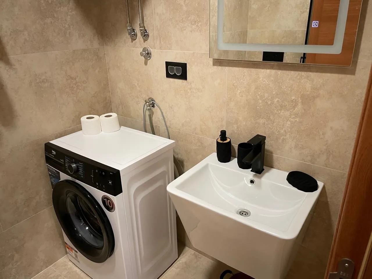Rent, one bedroom apartment, 46m², Radanovići, Kotor