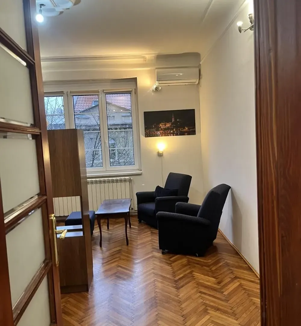 Rent, three bedroom apartment, 120m², Stari Grad, Beograd