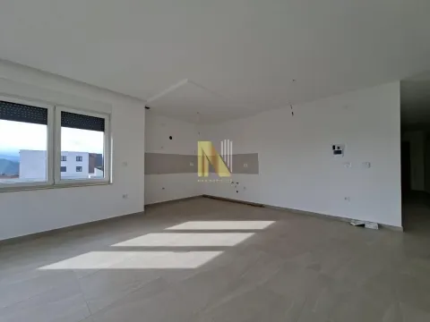 Sale, four bedroom apartment, 96m², Tatarsko brdo, Petrovaradin - image 2