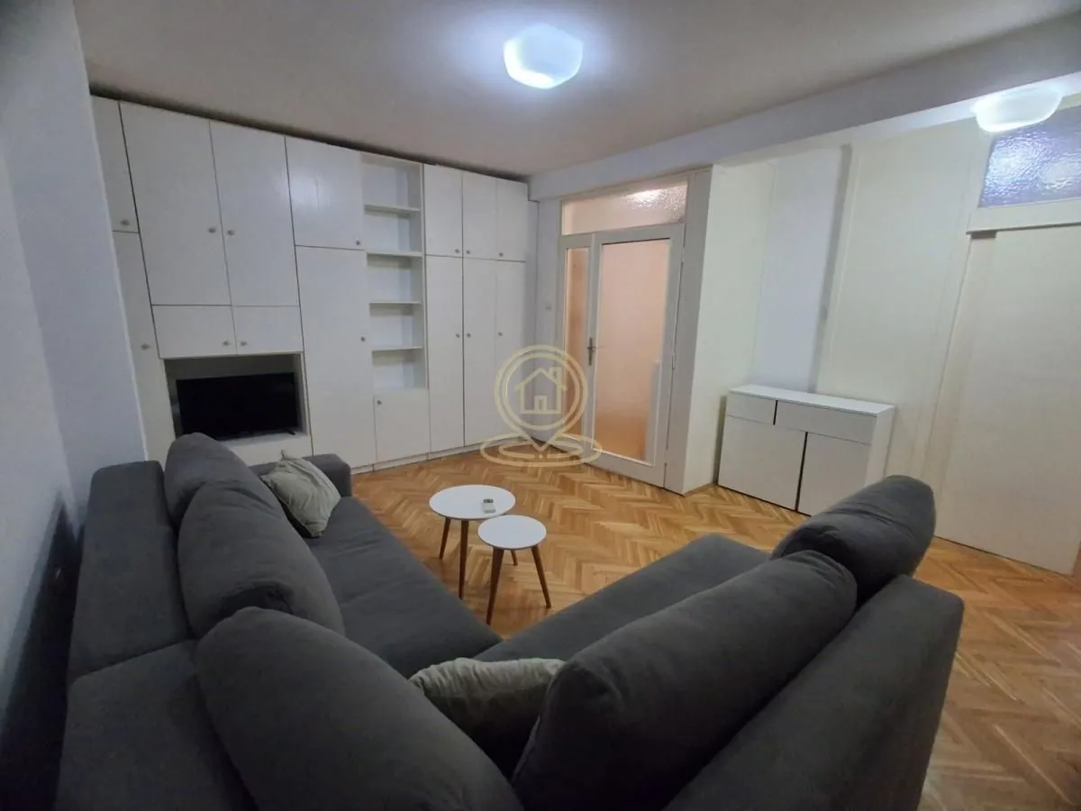 Rent, one bedroom apartment, 37m², Bulevar Oslobodjenja, Novi Sad Sve Podlokacije