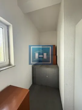 Izdavanje, jednosoban stan, 77m², Centar, Jagodina - image 3