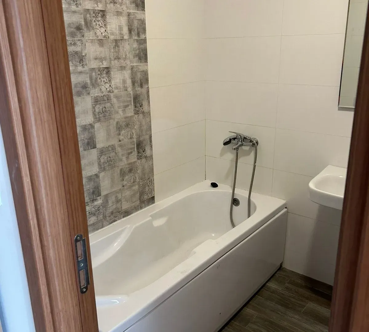 Rent, two bedroom apartment, 65m², Stari Aerodrom, Podgorica