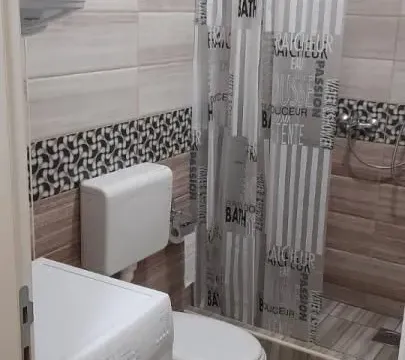 Izdavanje, garsonjera, 27m², Sajmište, Novi Sad - image 16