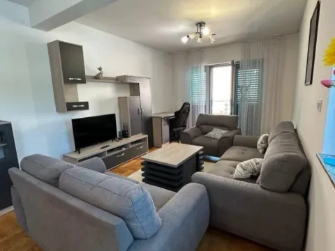 Izdavanje, dvosoban stan, 81m², Budva, Crna Gora - image 12