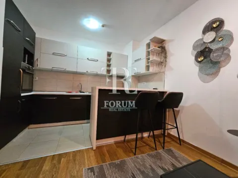 Rent, two bedroom apartment, 65m², City Kvart, Podgorica - image 6