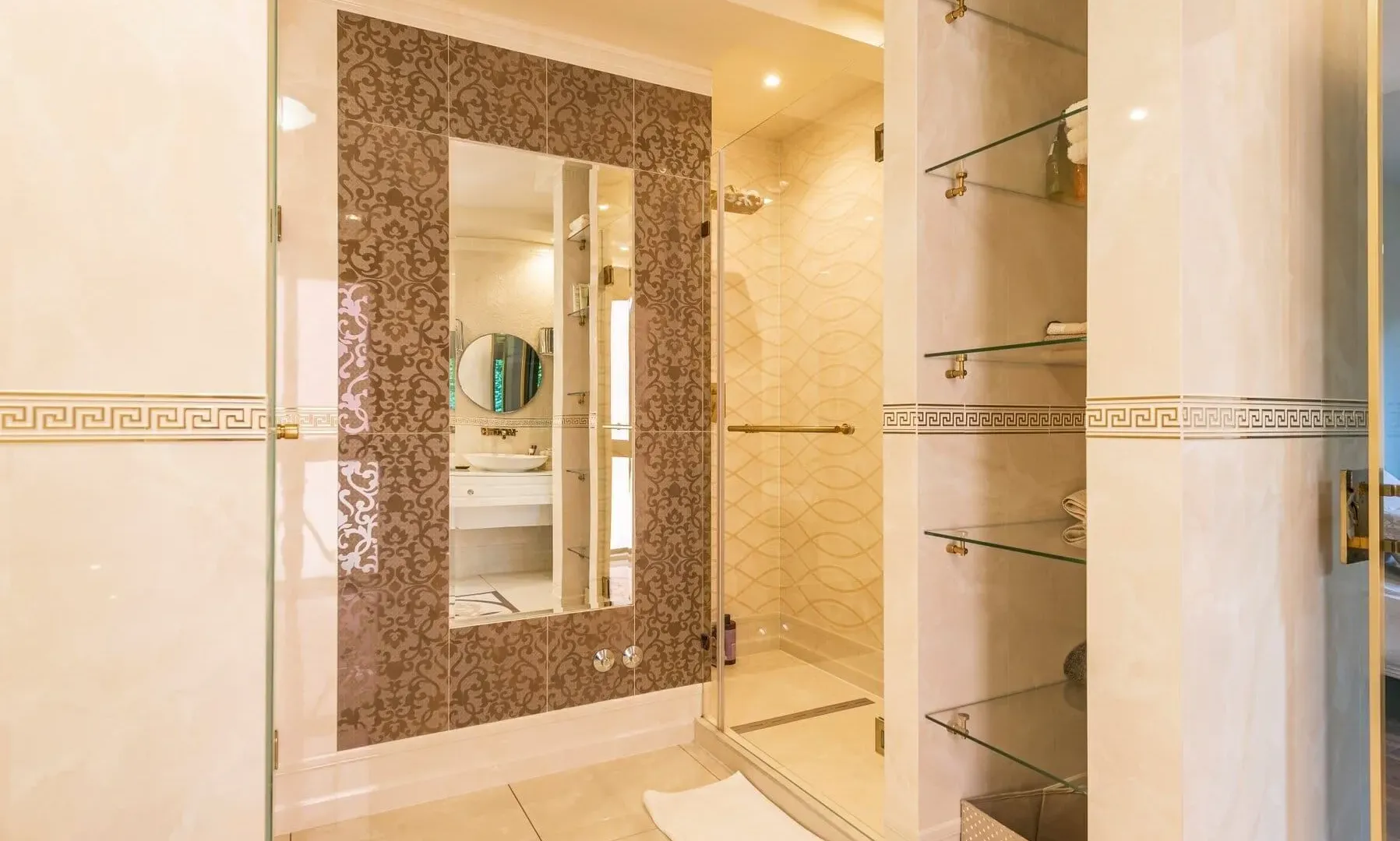 Sale, three bedroom apartment, 200m², Podgorica, Crna Gora