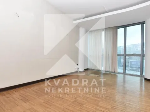 Rent, office space, 450m², Preko Morače, Podgorica - image 9