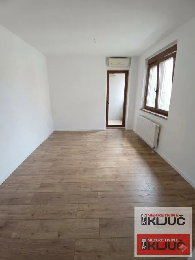 Prodaja, jednosoban stan, 28m², Grbavica, Novi Sad Sve Podlokacije