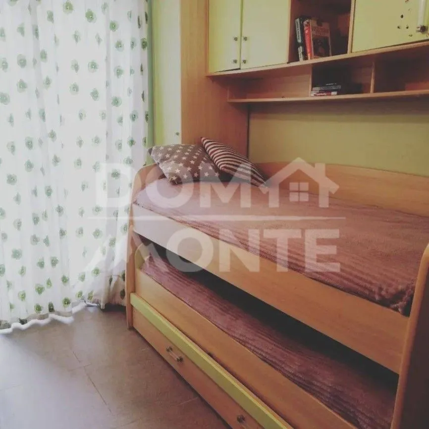 Rent, three bedroom apartment, 110m², Seljanovo, Tivat