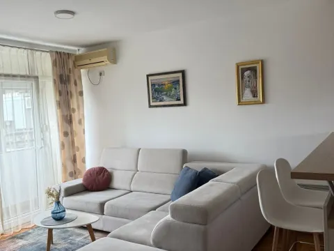 Rent, two bedroom apartment, 56m², City Kvart, Podgorica - image 3
