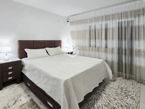 Rent, two bedroom apartment, 104m², Tološi, Podgorica - image 8