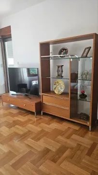 Rent, two bedroom apartment, 70m², Centar, Podgorica - image 2